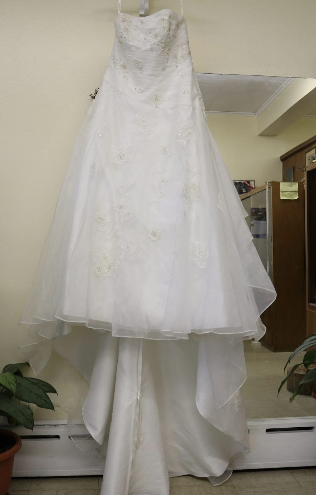 Strapless wedding ball gown with organza layers